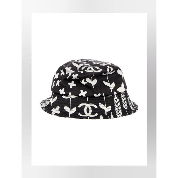 Chanel Black Interlocking CC Printed bucket hat M sz